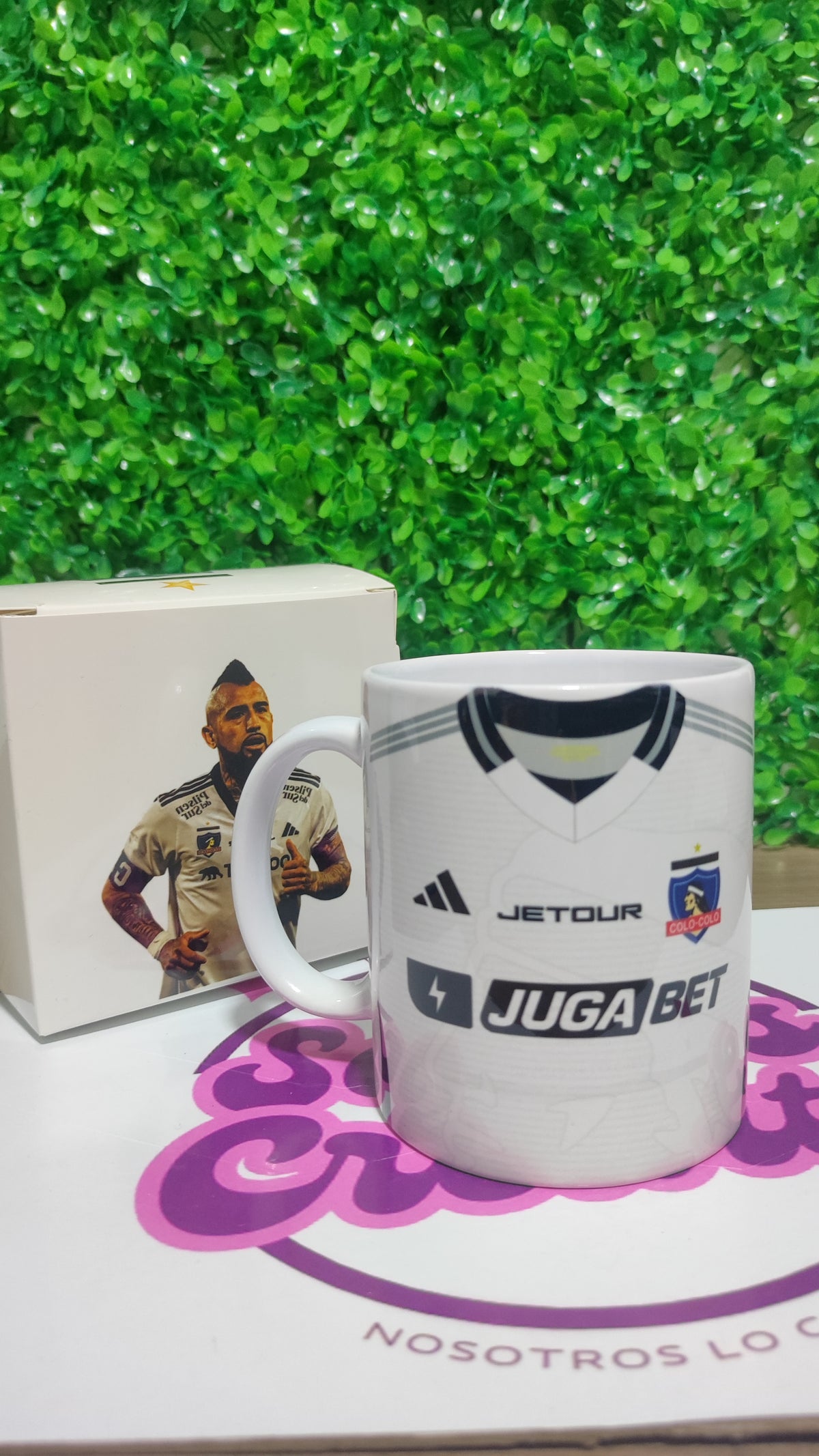 Taza Colo Colo 2025 + Caja Temática · Diseño 105