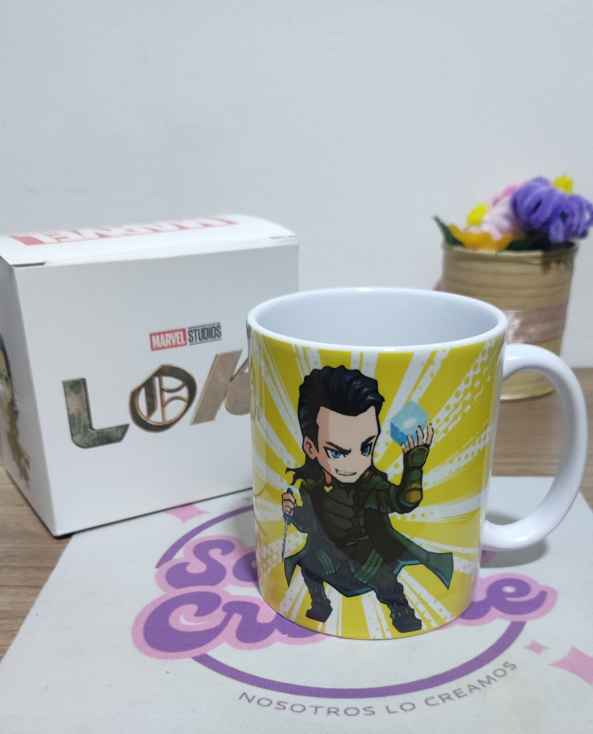 Taza Marvel Loki + Caja Temática · Diseño 214
