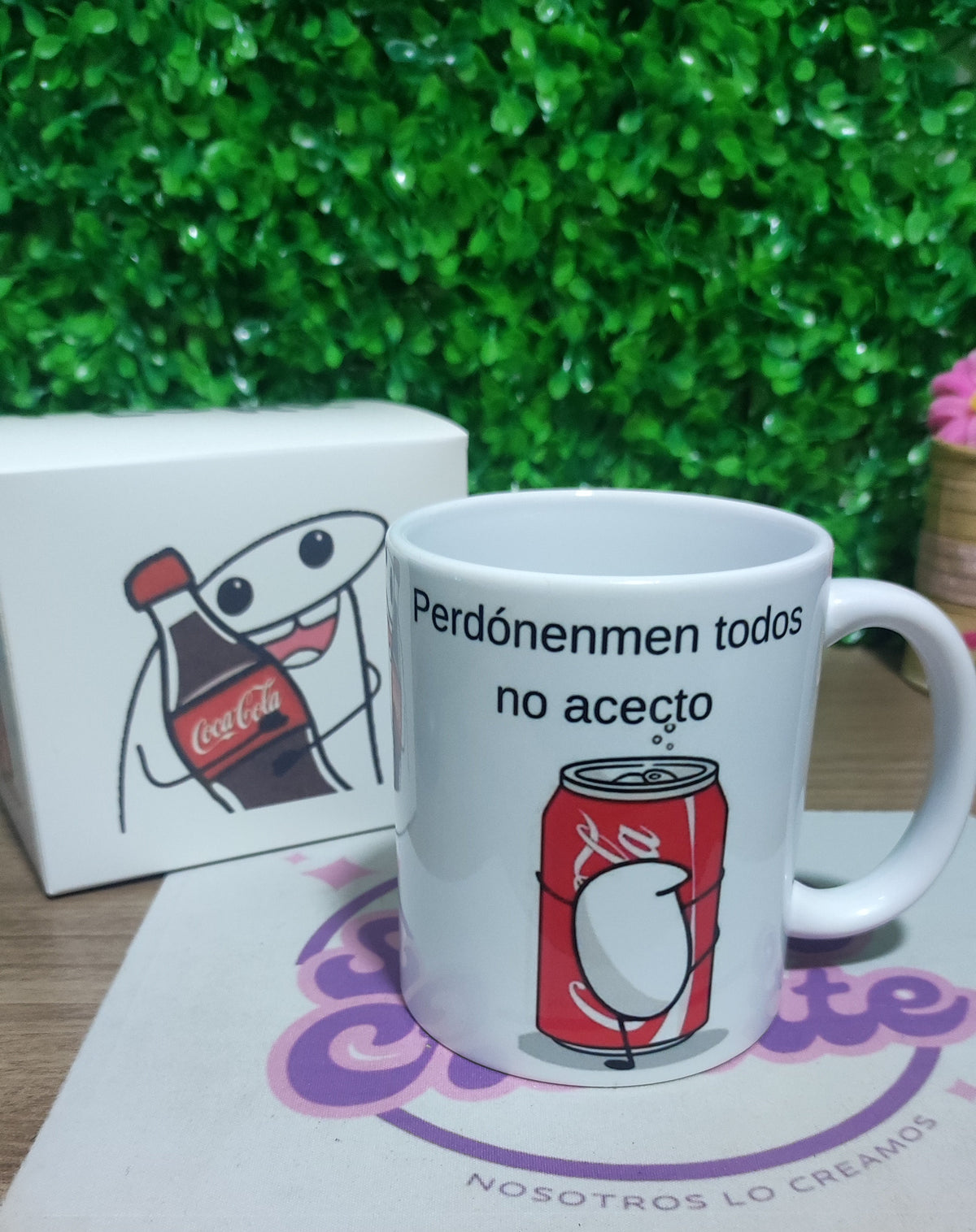 Taza Flork + Caja Temática · Diseño 142