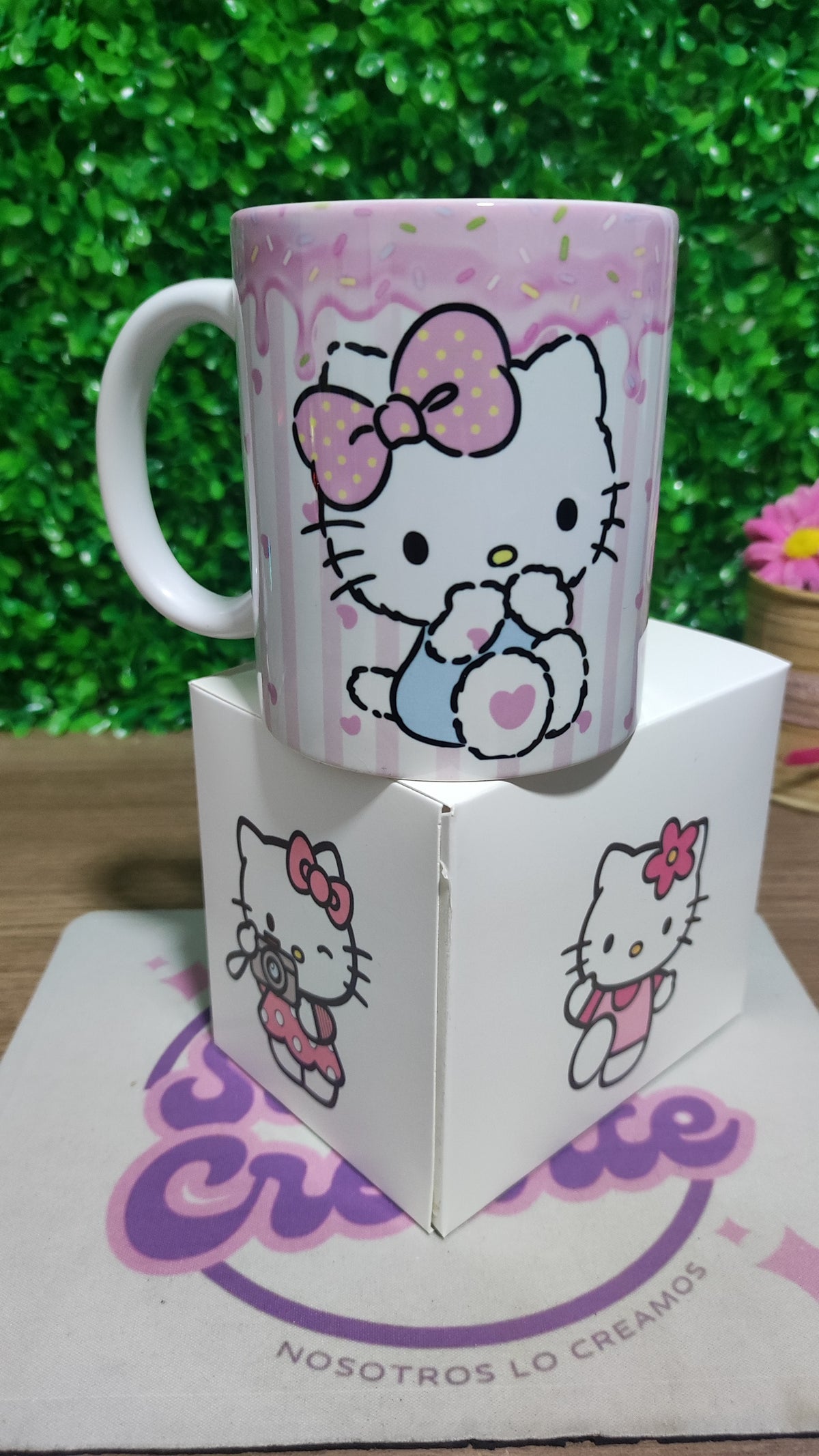 Taza Hello Kitty + Caja Temática · Diseño 270