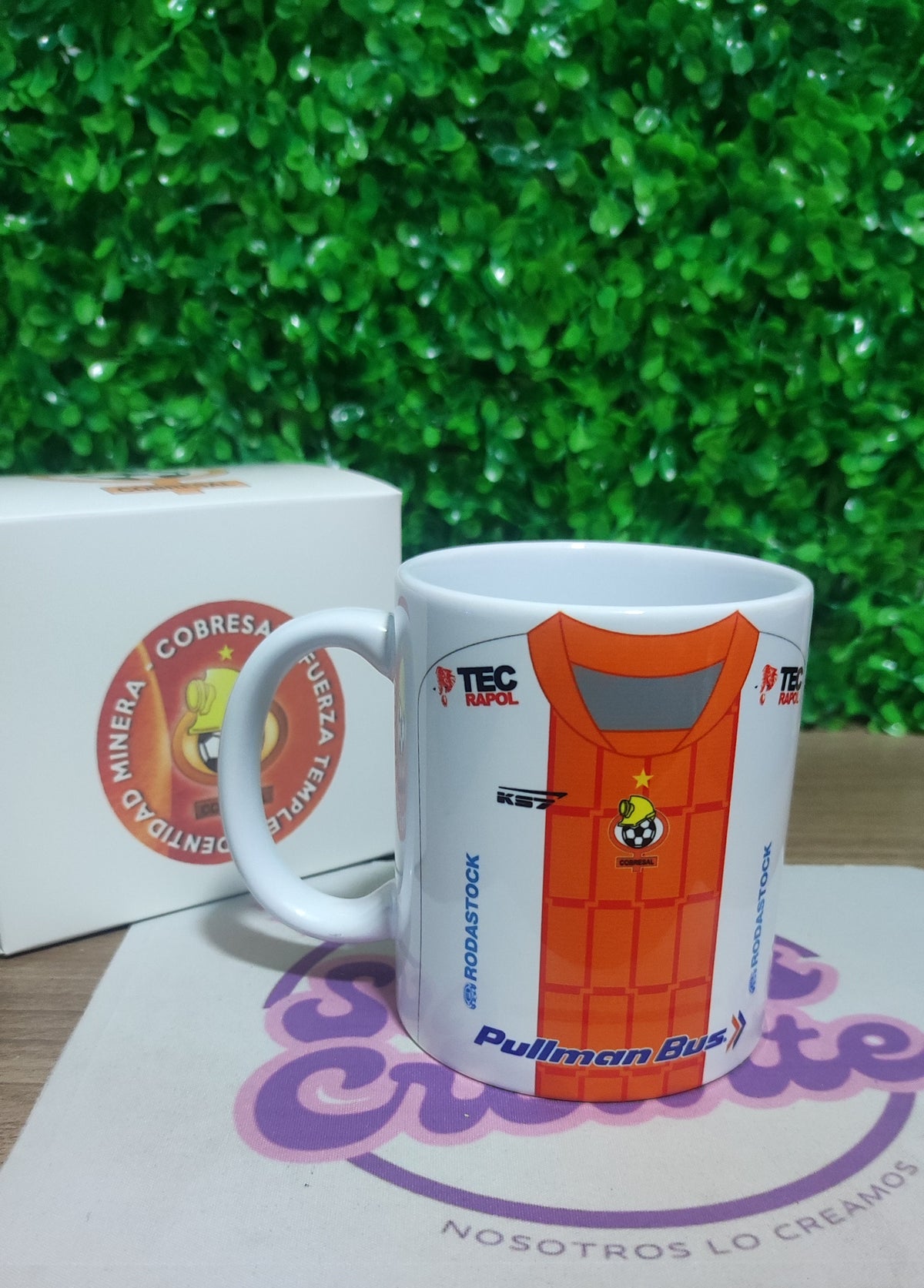Taza Cobresal 2025 + Caja Temática · Diseño 108