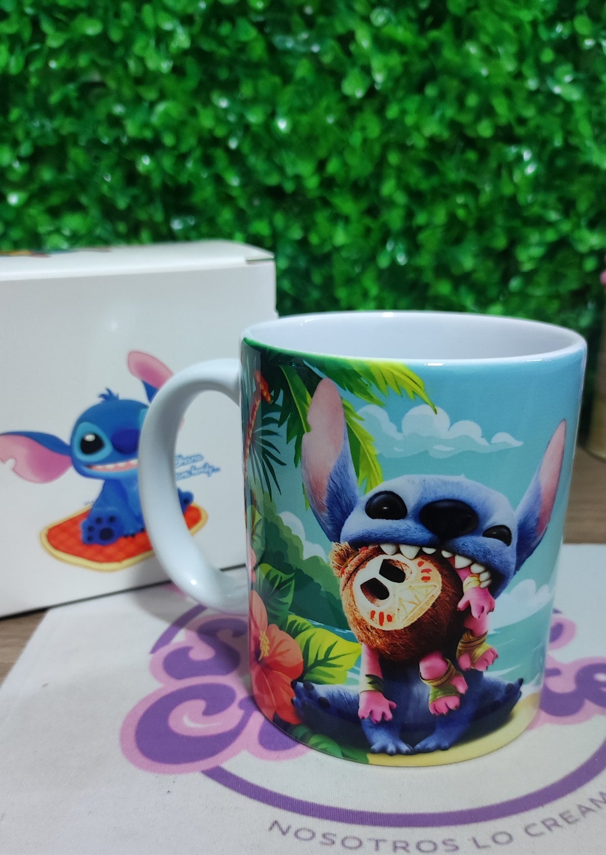 Taza Lilo & Stitch + Caja Temática · Diseño 358