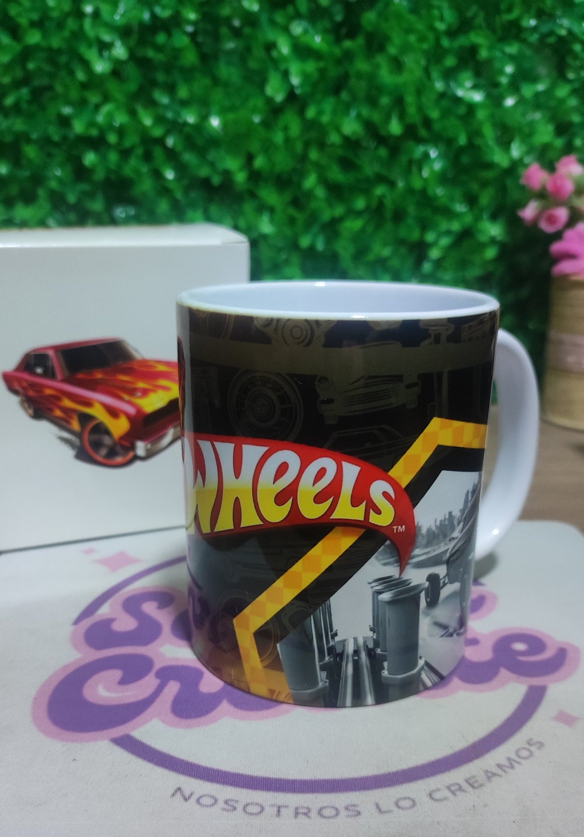 Taza Hot Wheels + Caja Temática · Diseño 238