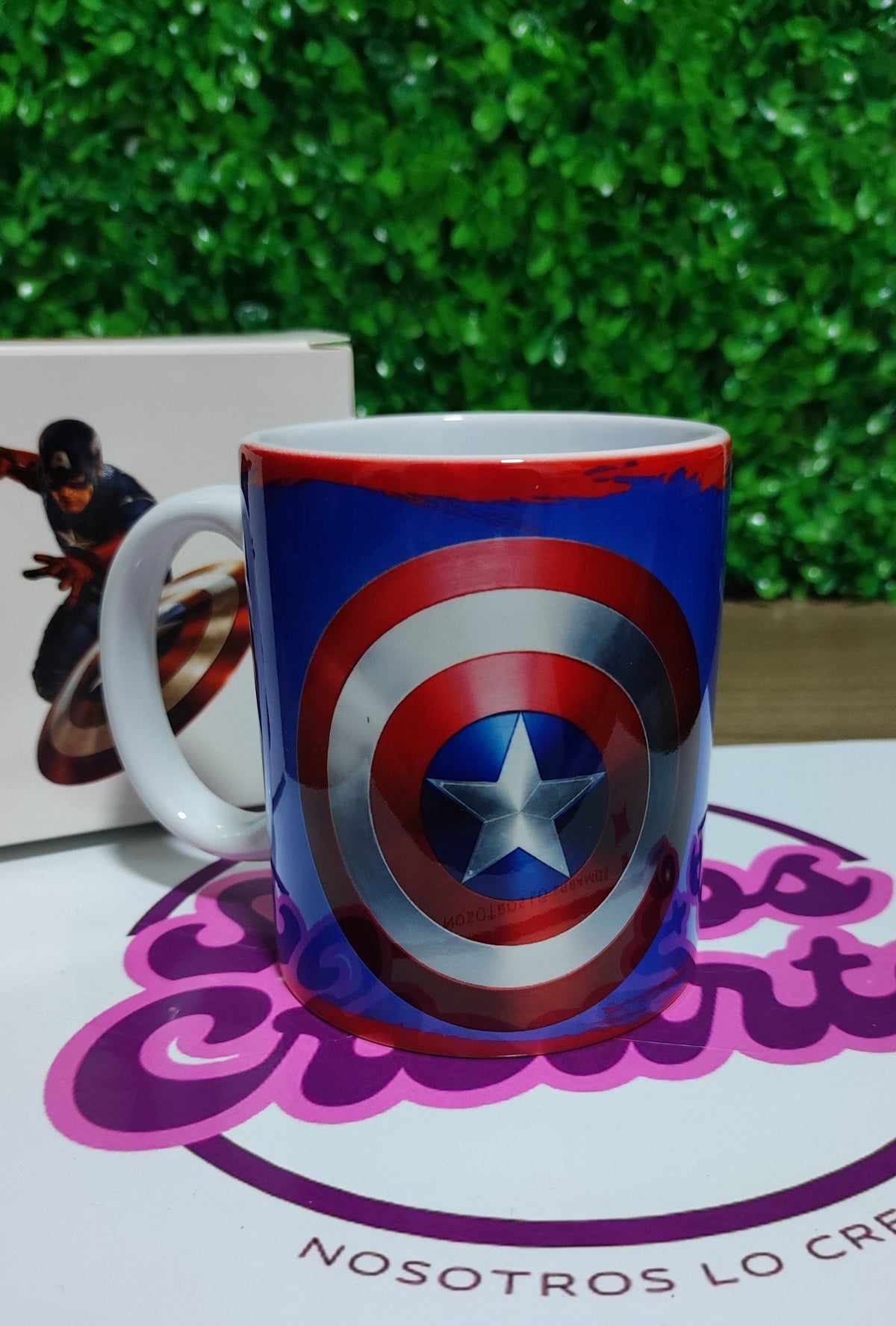 Taza Cápitan América + Caja Temática · Diseño 279
