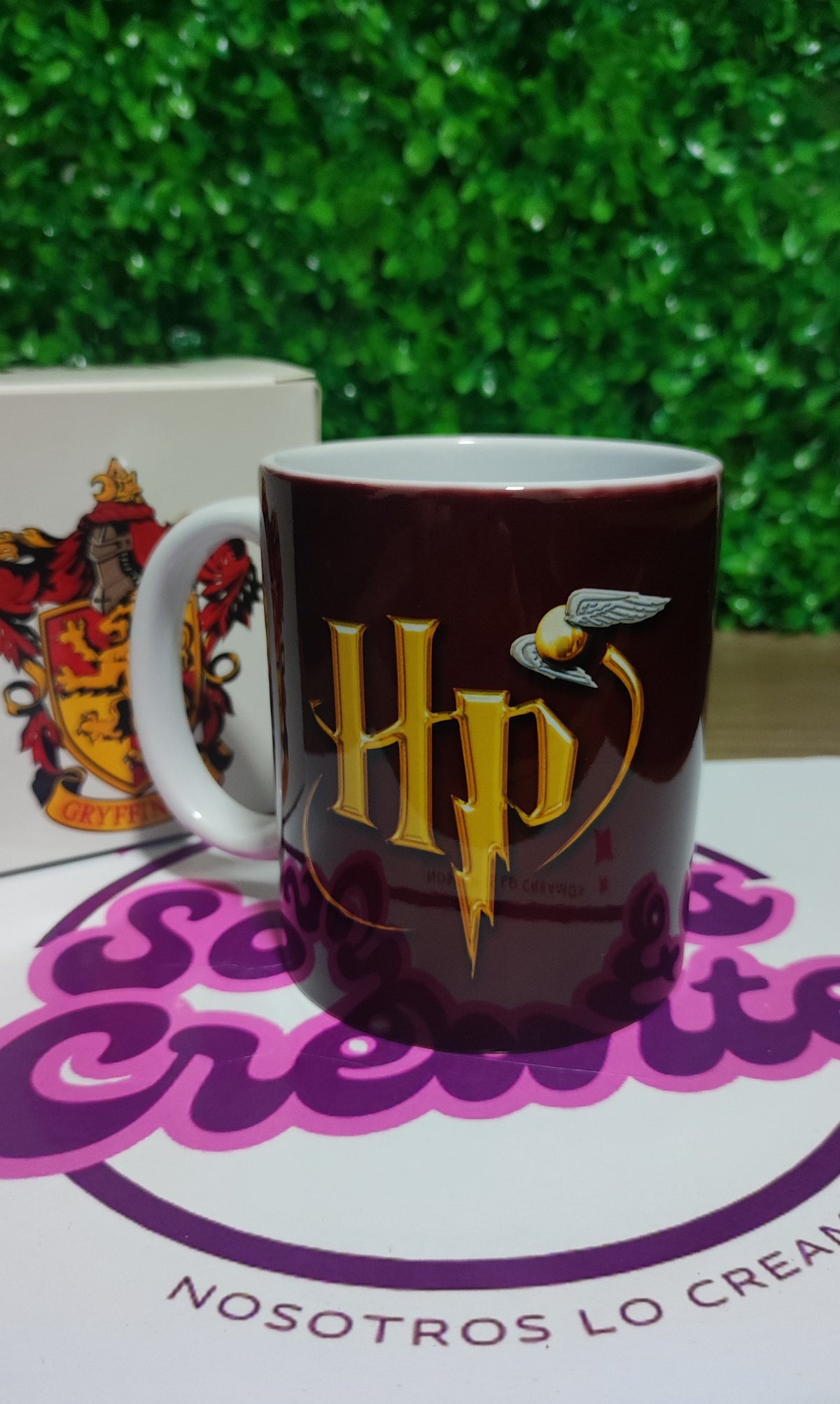 Taza Harry Potter casa Gryffindor + Caja Temática · Diseño 382