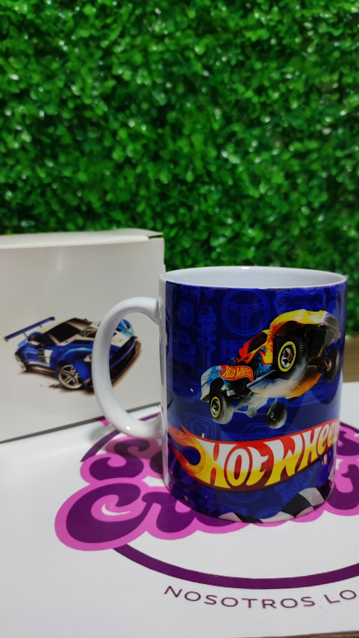 Taza Hot Wheels + Caja Temática · Diseño 234