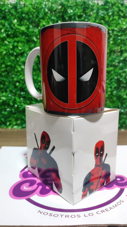 Taza DeadPool + Caja Temática · Diseño 273