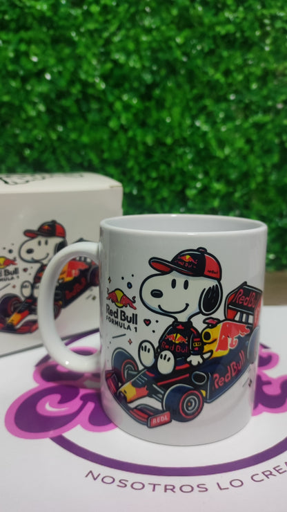 Taza Snoopy F1 RedBull + Caja Temática · Diseño 066