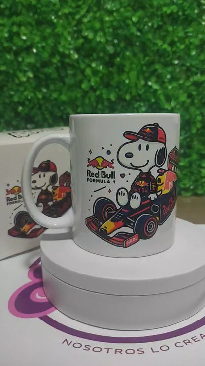 Taza Snoopy F1 RedBull + Caja Temática · Diseño 066
