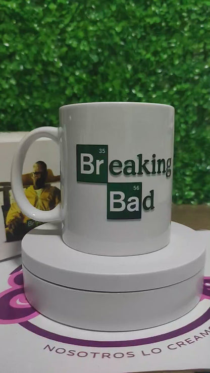 Taza Breaking Bad + Caja Temática · Diseño 470